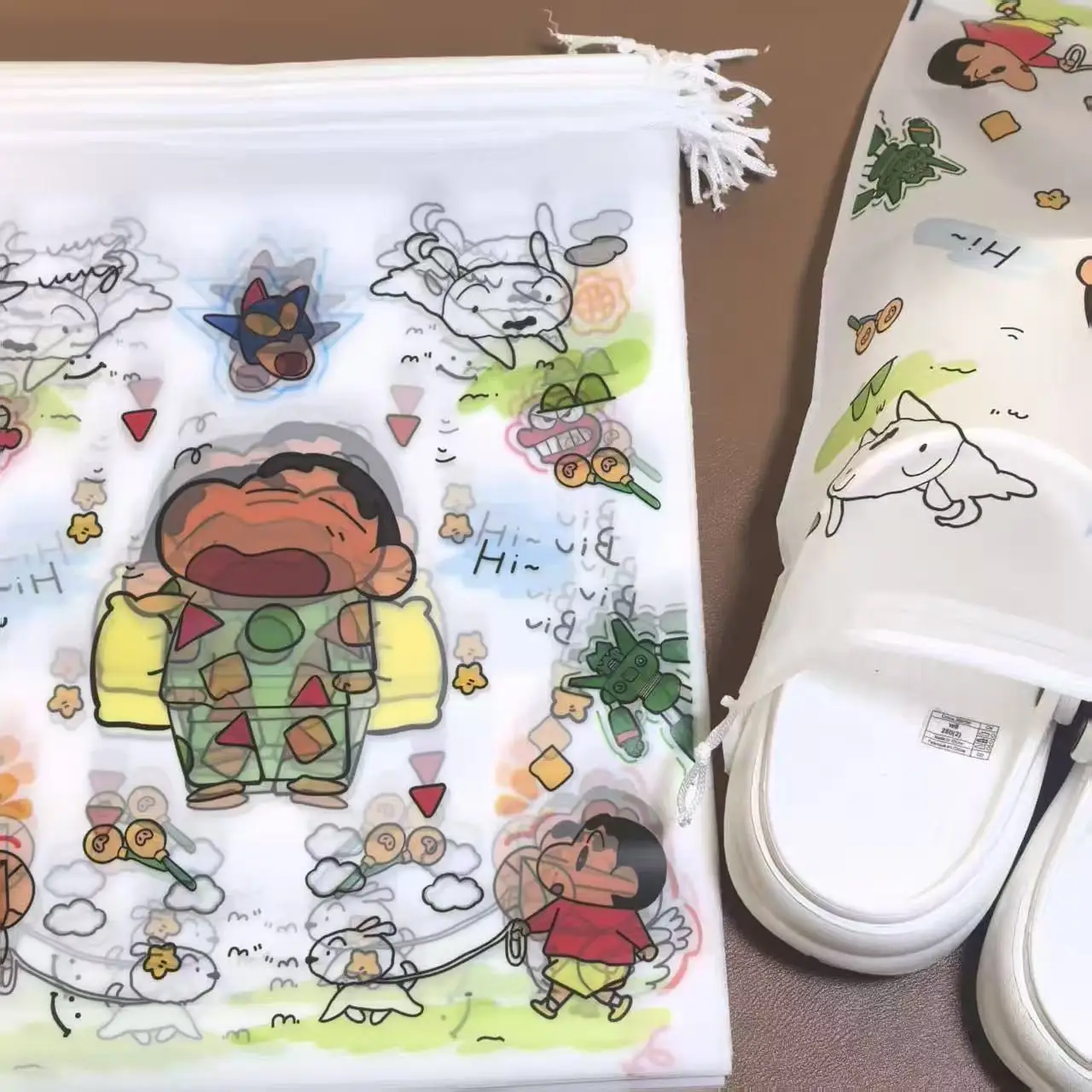 Crayon Shin-chan Desenli Ayakk - Travel Accessories Organizer incelemesi ve fiyatı